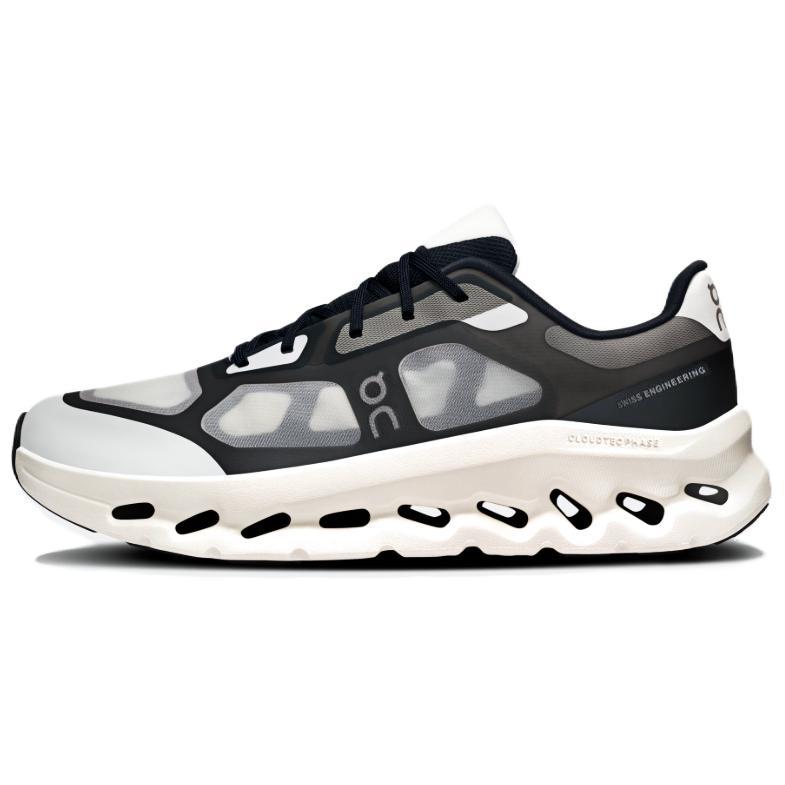 On Cloud Remix Black | Ivory